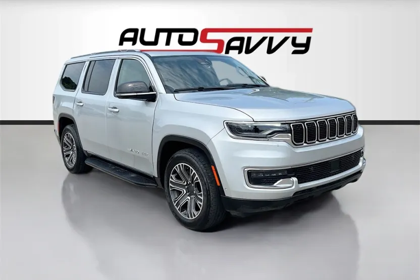 2023 Jeep Wagoneer Base photo 1