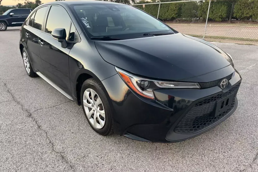 2021 Toyota Corolla LE Premium photo 1