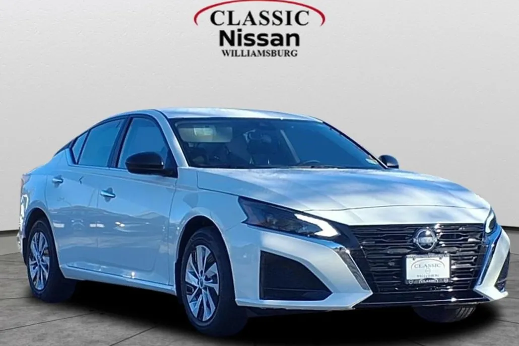 2025 Nissan Altima 2.5 S photo 1