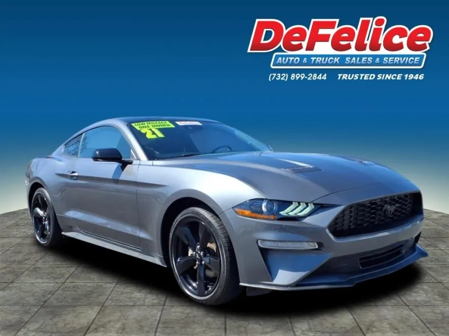 2021 Ford Mustang EcoBoost photo 1