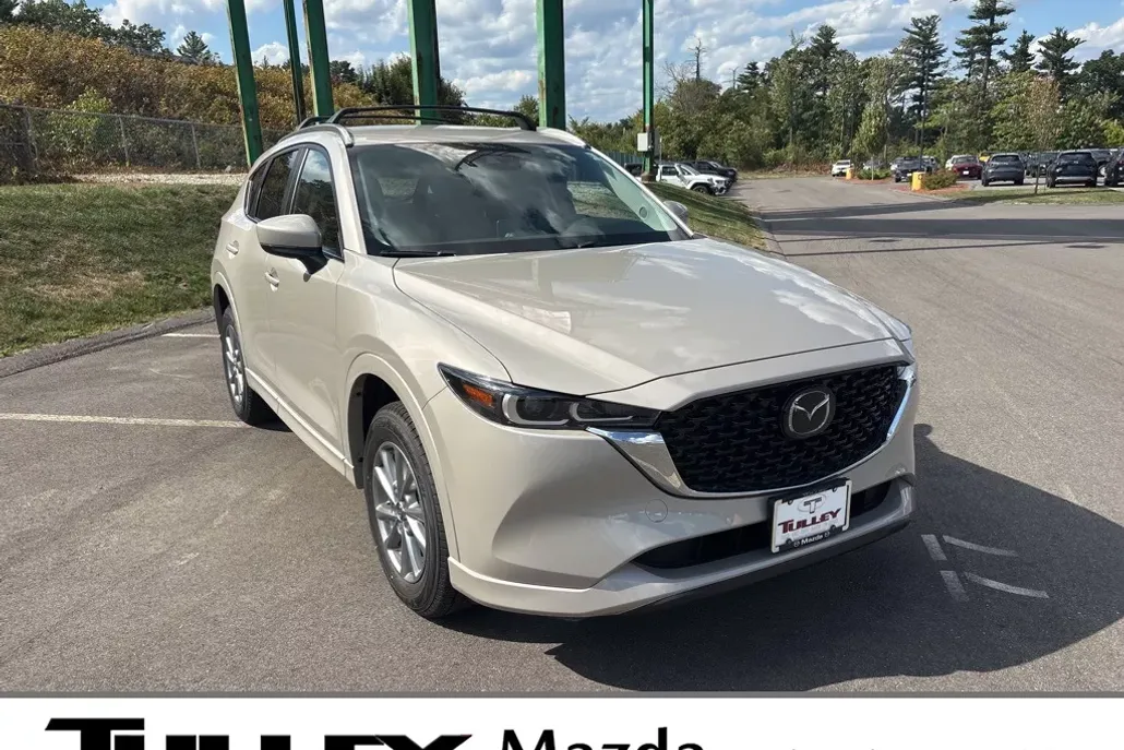 2025 Mazda CX-5 2.5 S Preferred photo 1