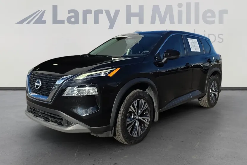 2022 Nissan Rogue SV photo 1
