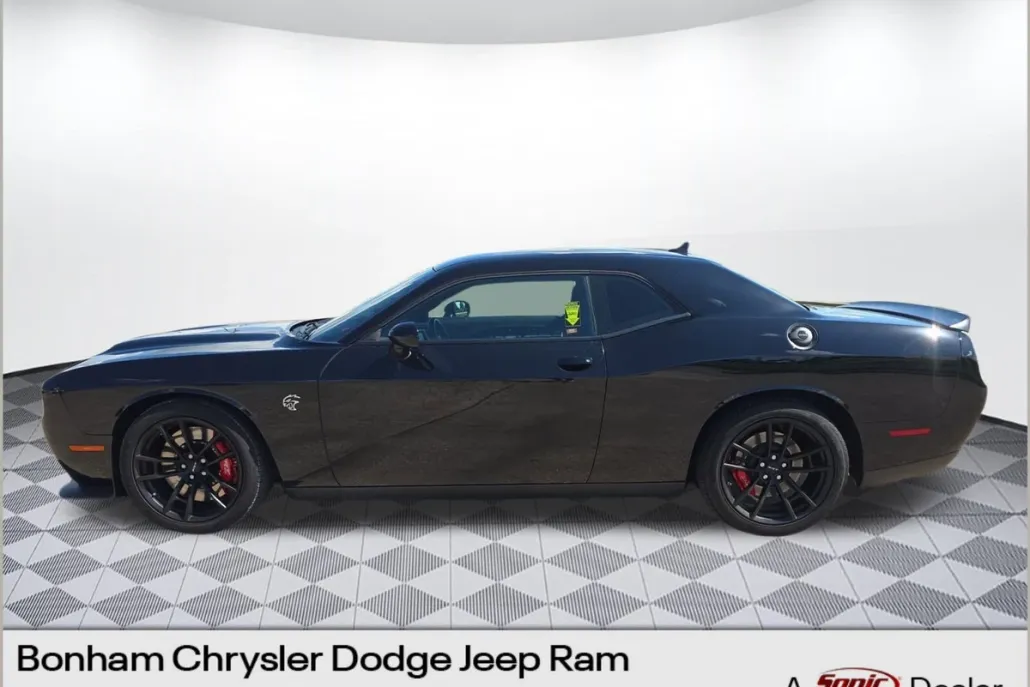 2023 Dodge Challenger SRT8 Hellcat photo 1