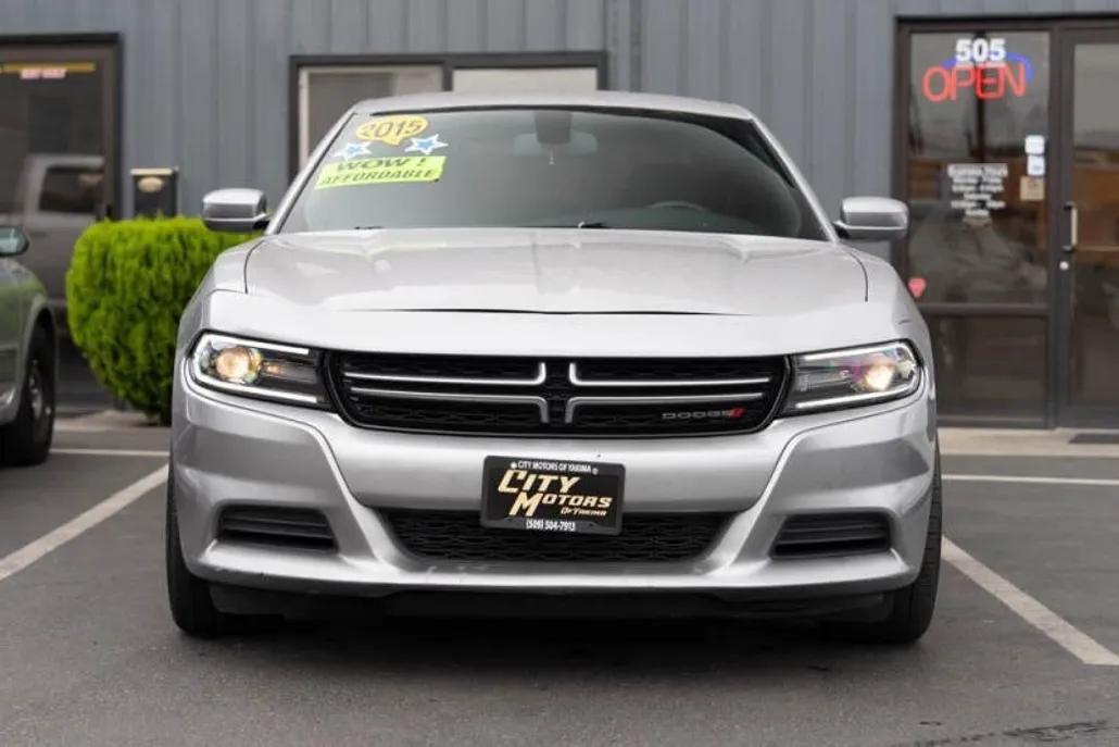 2015 Dodge Charger SE photo 1