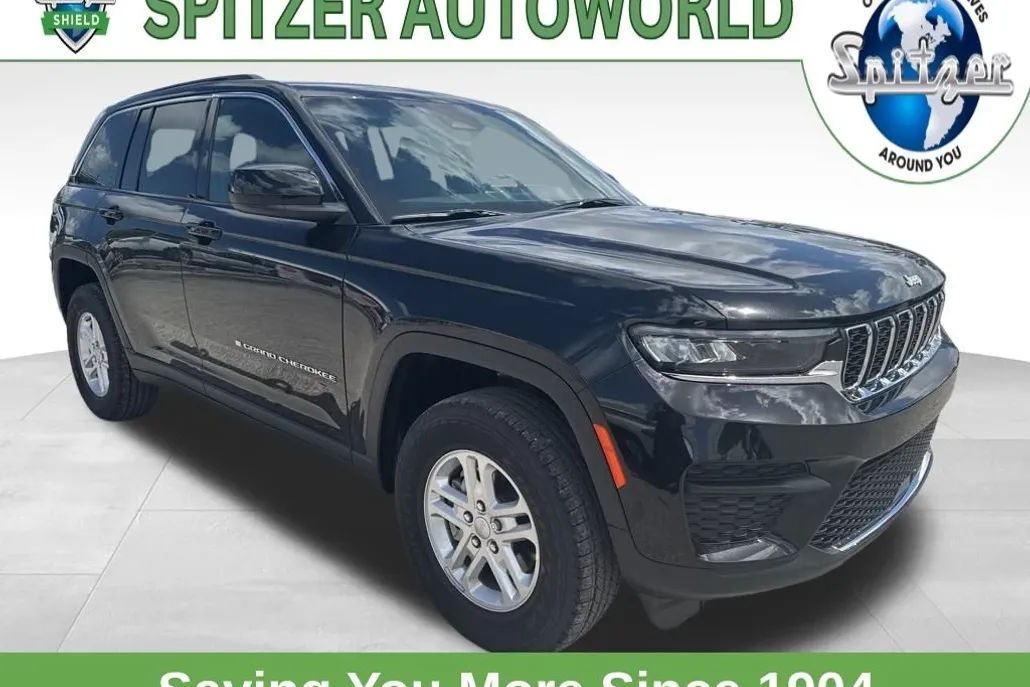 2025 Jeep Grand Cherokee Laredo photo 1