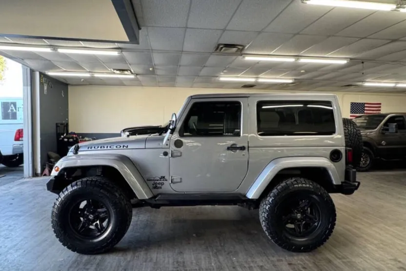 2017 Jeep Wrangler Rubicon photo 1