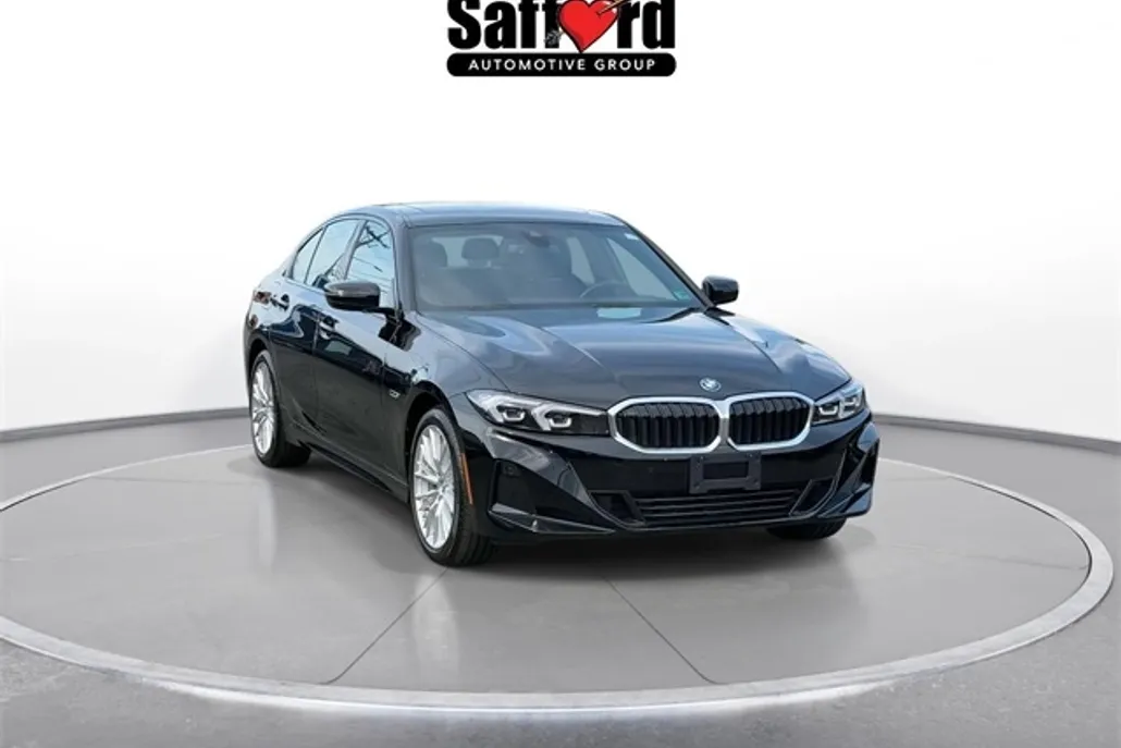 2023 Bmw 330e photo 1