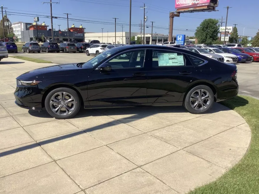2025 Honda Accord Hybrid EX-L photo 1