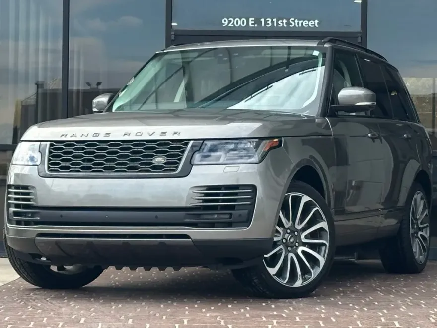 2020 Land Rover Range Rover HSE photo 1