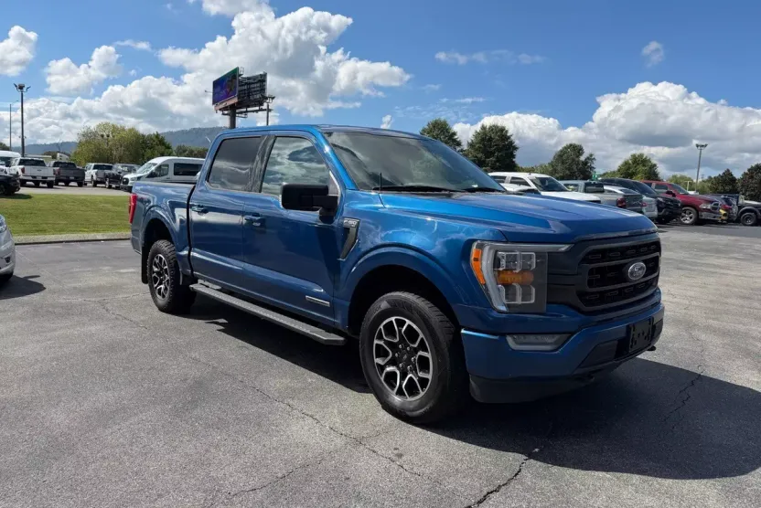 2022 Ford F-150 XLT photo 1