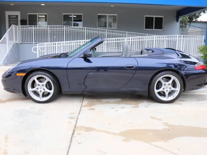 2003 Porsche 911 Cabriolet photo 1