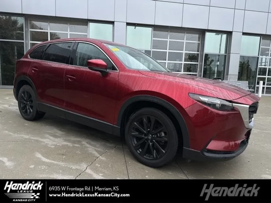 2023 Mazda CX-9 Touring photo 1