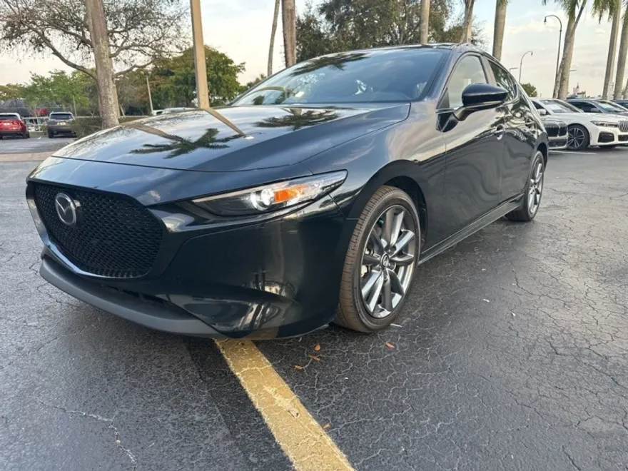 2022 Mazda Mazda3 Select photo 1