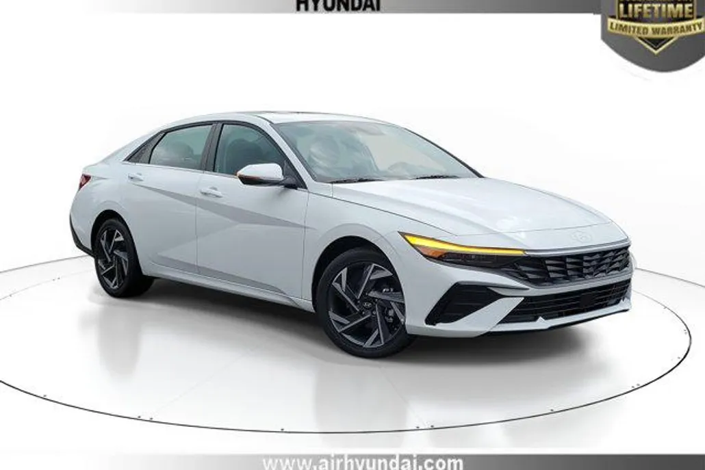 2025 Hyundai Elantra Hybrid Limited photo 1