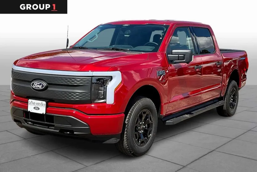 2025 Ford F-150 Lightning photo 1
