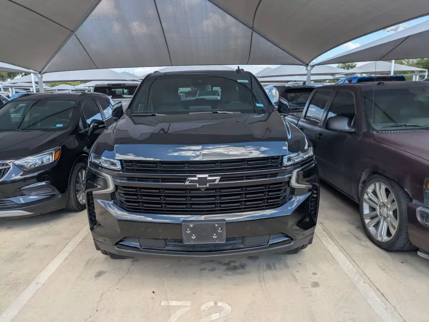 2023 Chevrolet Tahoe RST photo 1