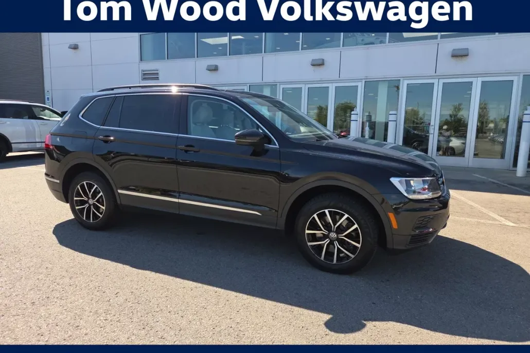 2021 Volkswagen Tiguan SE photo 1
