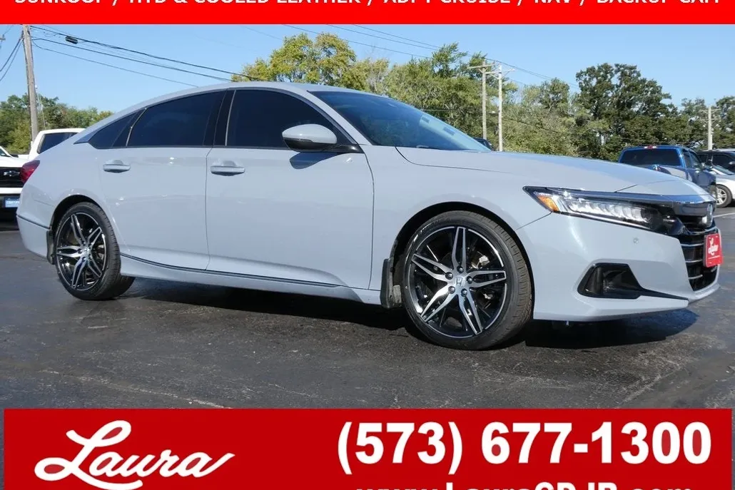 2022 Honda Accord Touring 2.0T photo 1