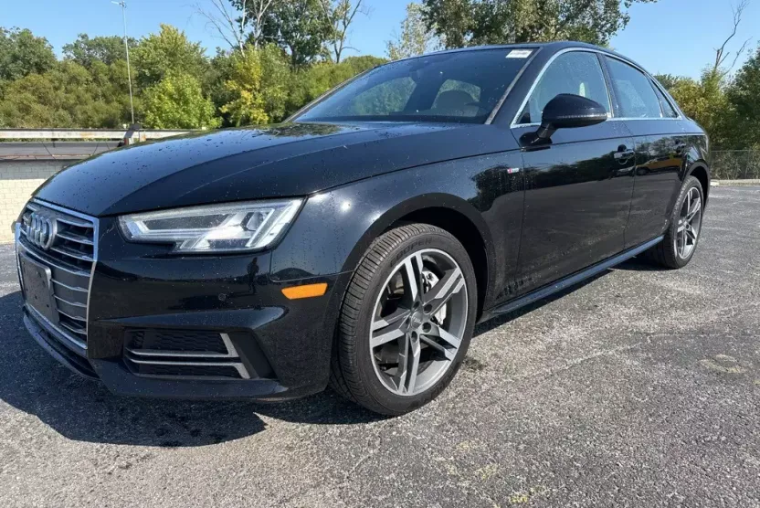 2017 Audi A4 2.0T Premium Plus photo 1
