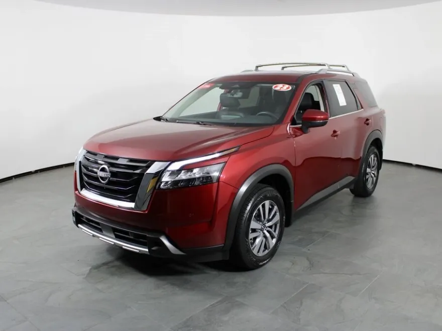 2023 Nissan Pathfinder SL photo 1