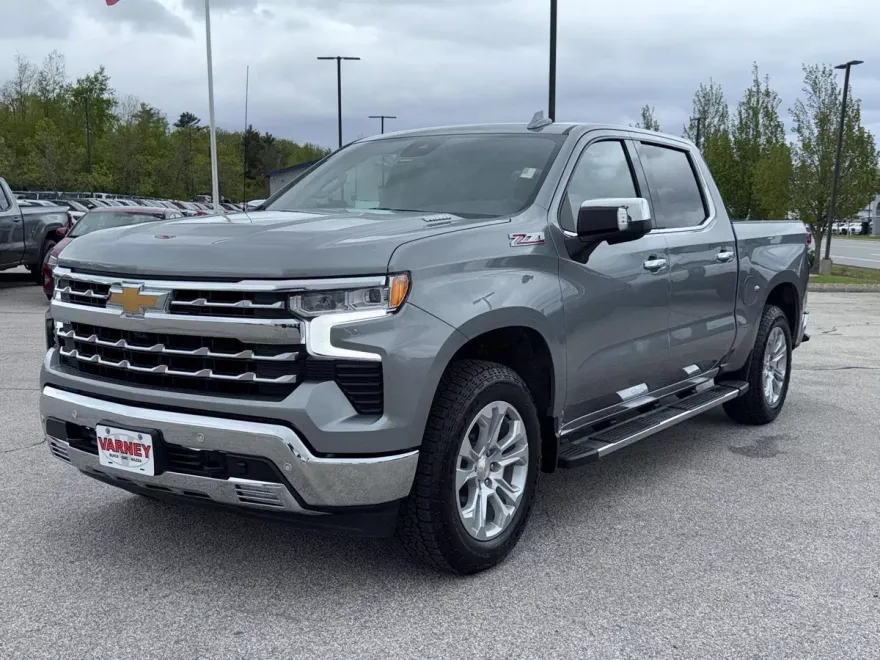 2025 Chevrolet Silverado 1500 LTZ photo 1
