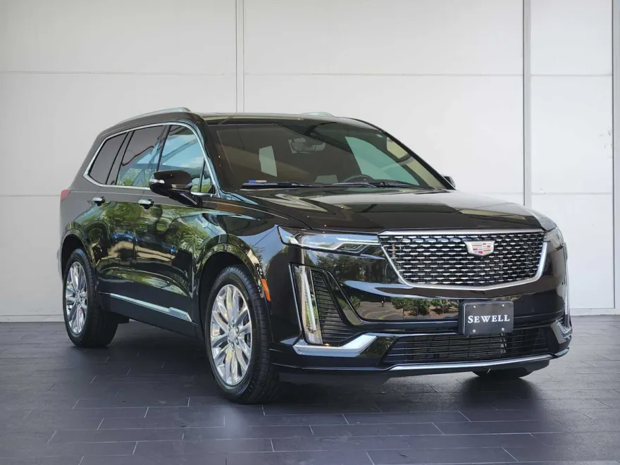 2025 Cadillac XT6 Premium Luxury photo 1