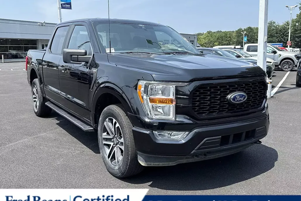 2022 Ford F-150 XL photo 1