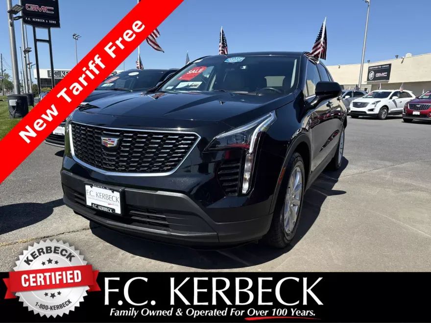 2020 Cadillac XT4 Luxury photo 1