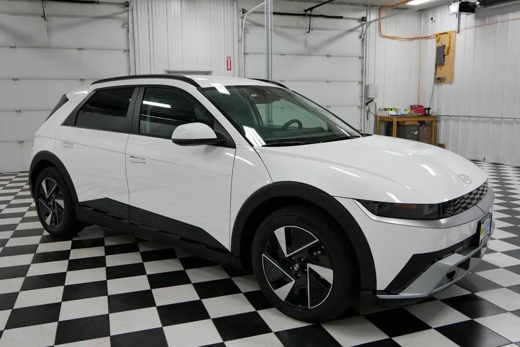 2025 Hyundai Ioniq 5 SEL photo 1