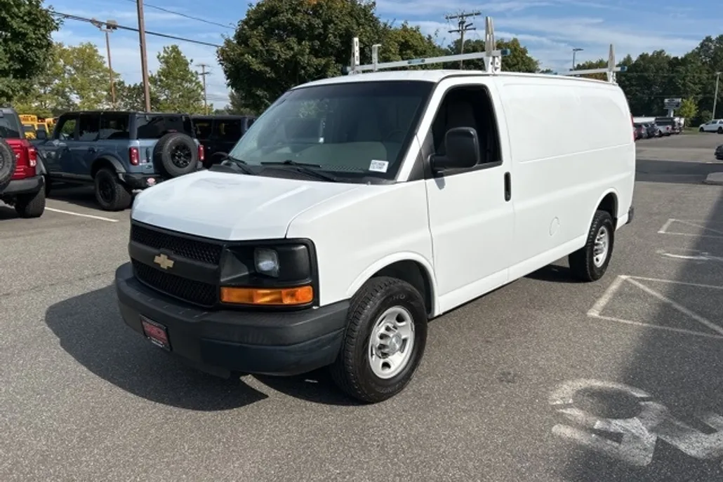 2016 Chevrolet Express 2500 Work Van photo 1