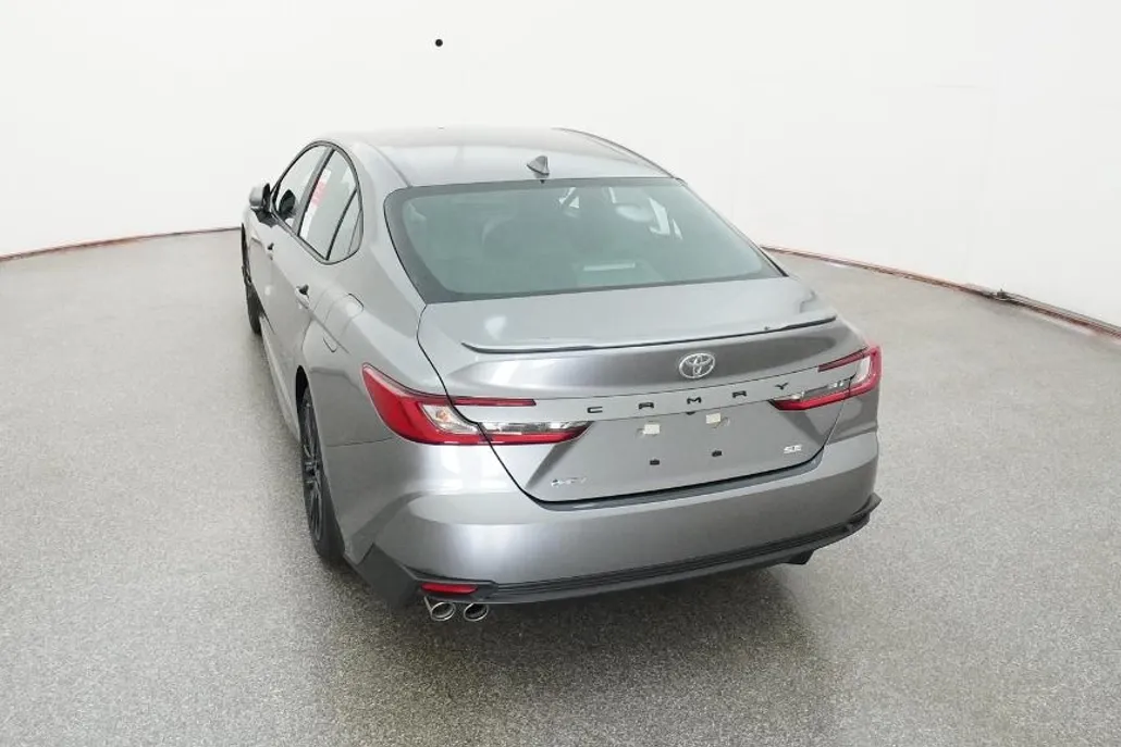 2026 Toyota Camry SE photo 1