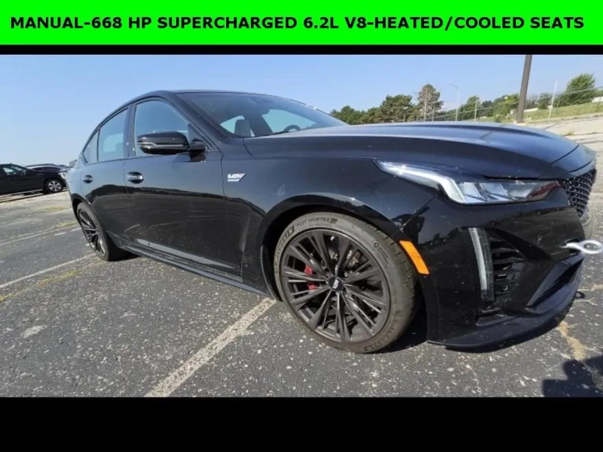 2024 Cadillac CT5 photo 1