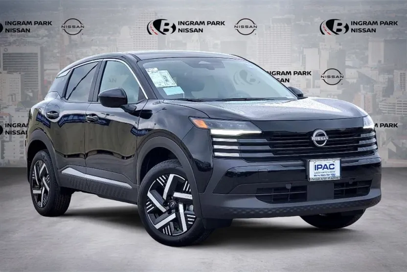 2025 Nissan Kicks SV photo 1