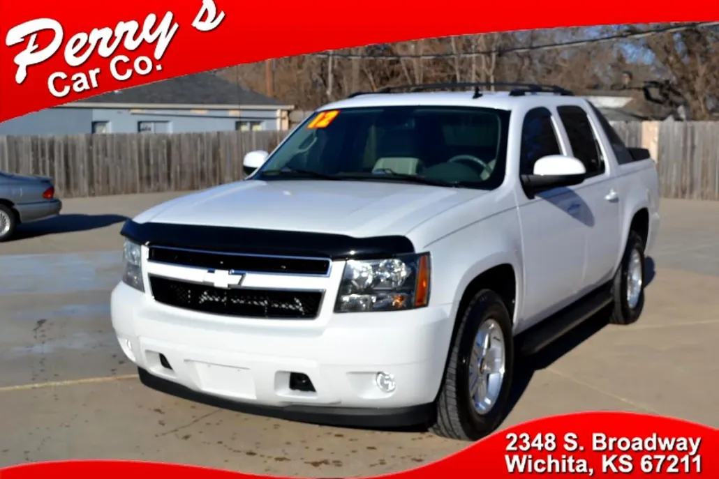 2012 Chevrolet Avalanche LT photo 1
