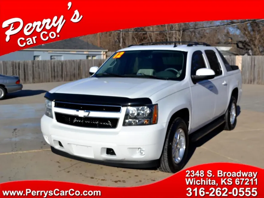 2012 Chevrolet Avalanche LT photo 1