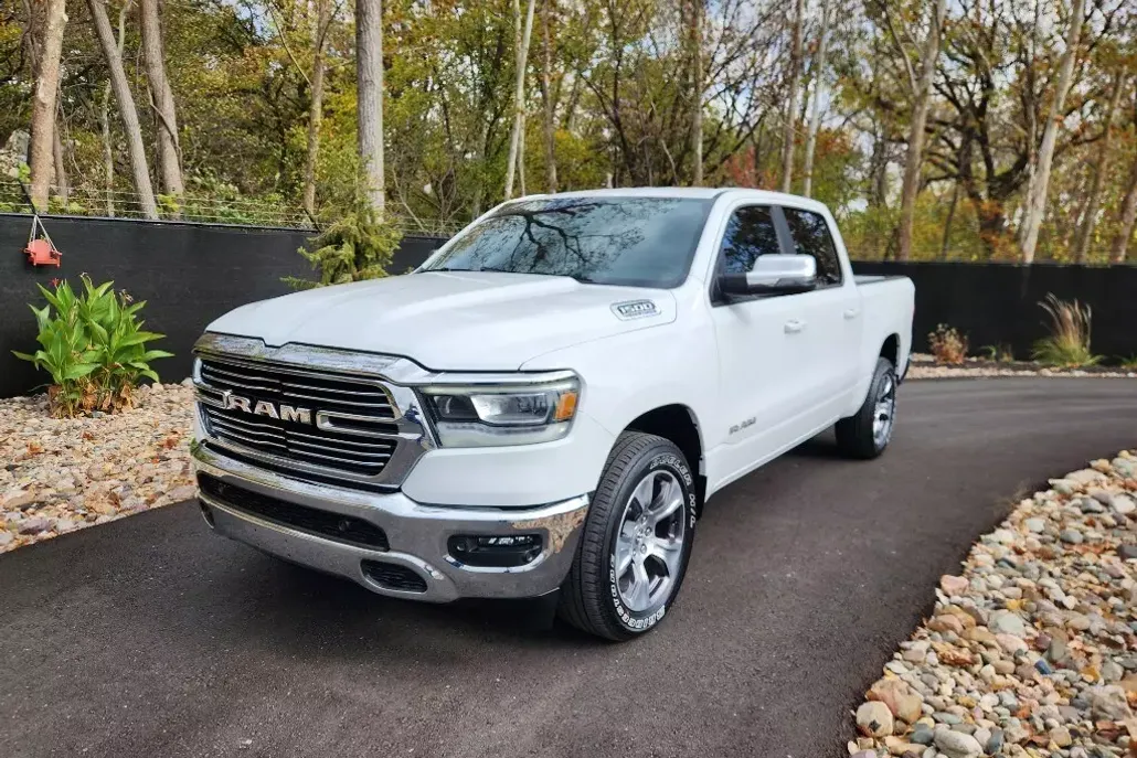 2023 Ram 1500 Laramie photo 1