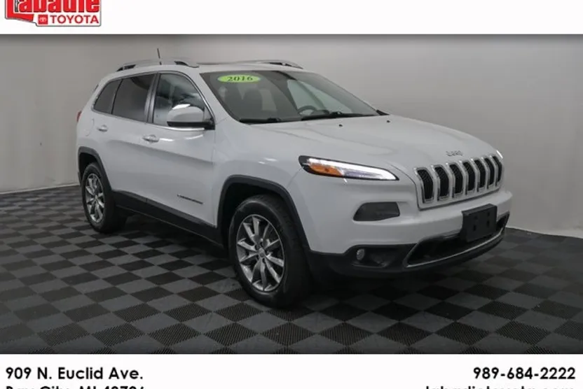2017 Jeep Cherokee Limited photo 1