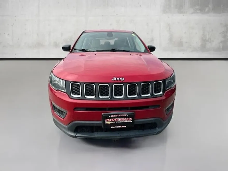 2019 Jeep Compass Sport photo 1