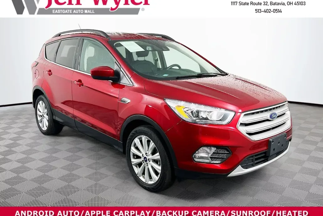 2019 Ford Escape SEL photo 1