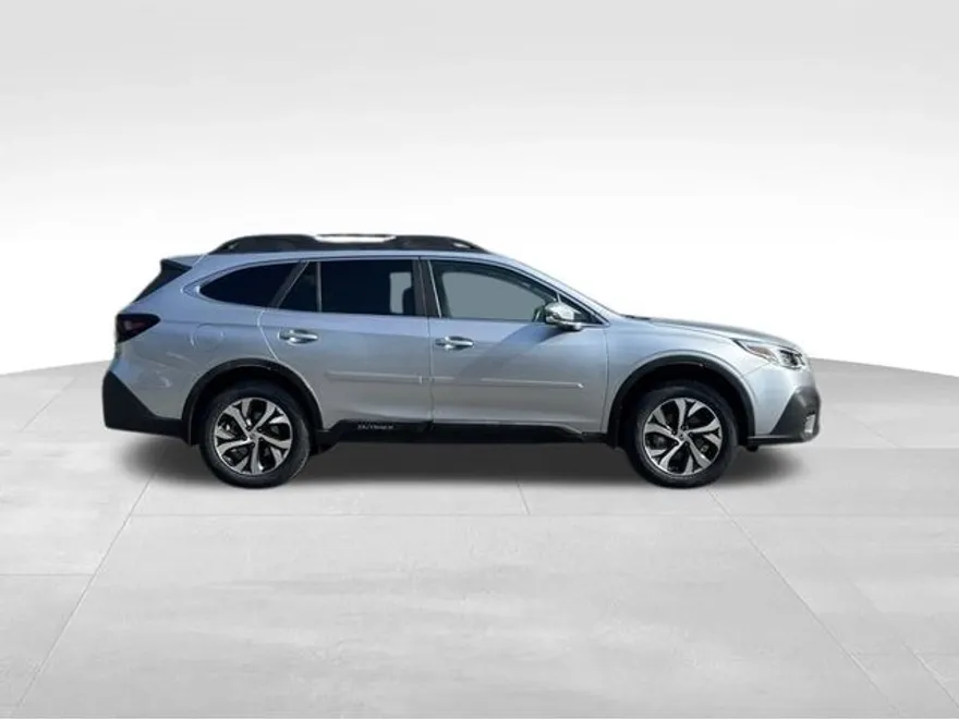 2020 Subaru Outback Limited photo 1