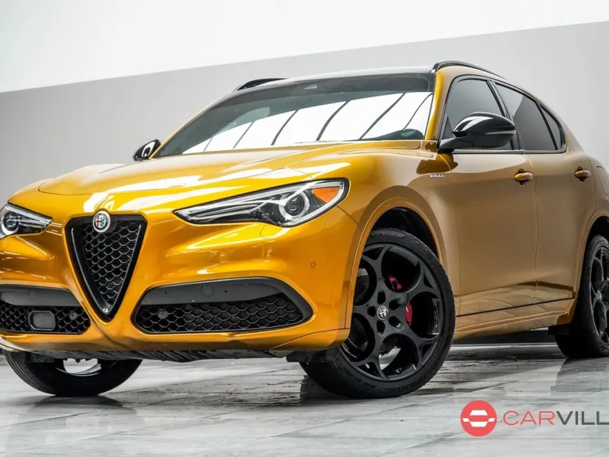 2023 Alfa Romeo Stelvio Ti photo 1