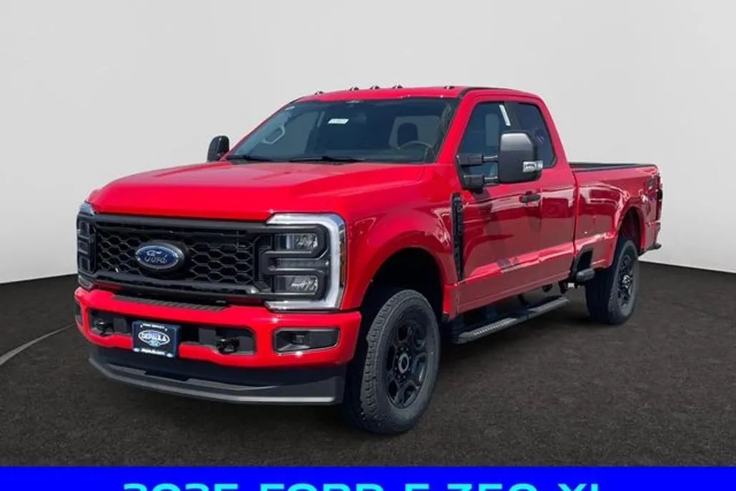 2025 Ford F-350 photo 1