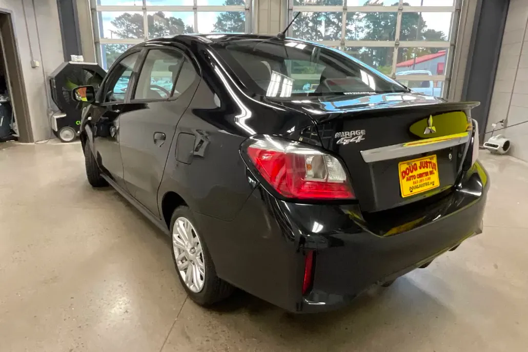 2023 Mitsubishi Mirage G4 ES photo 1