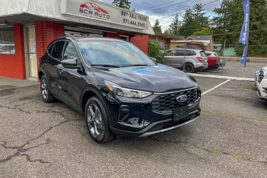 2025 Ford Escape ST-Line Sport photo 1