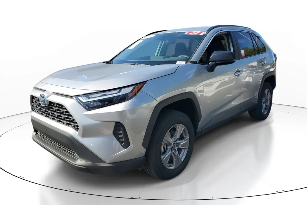 2024 Toyota RAV4 Hybrid LE photo 1