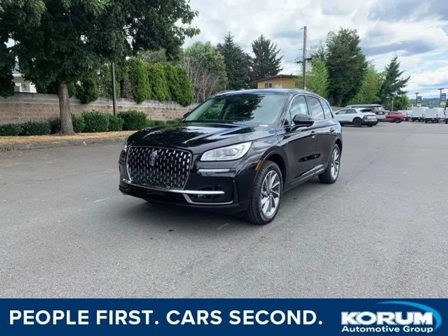 2025 Lincoln Corsair Grand Touring photo 1