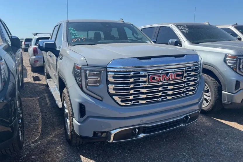 2025 Gmc Sierra Denali photo 1
