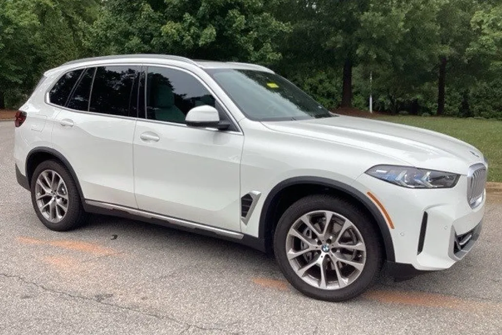 2025 Bmw X5 xDrive40i photo 1