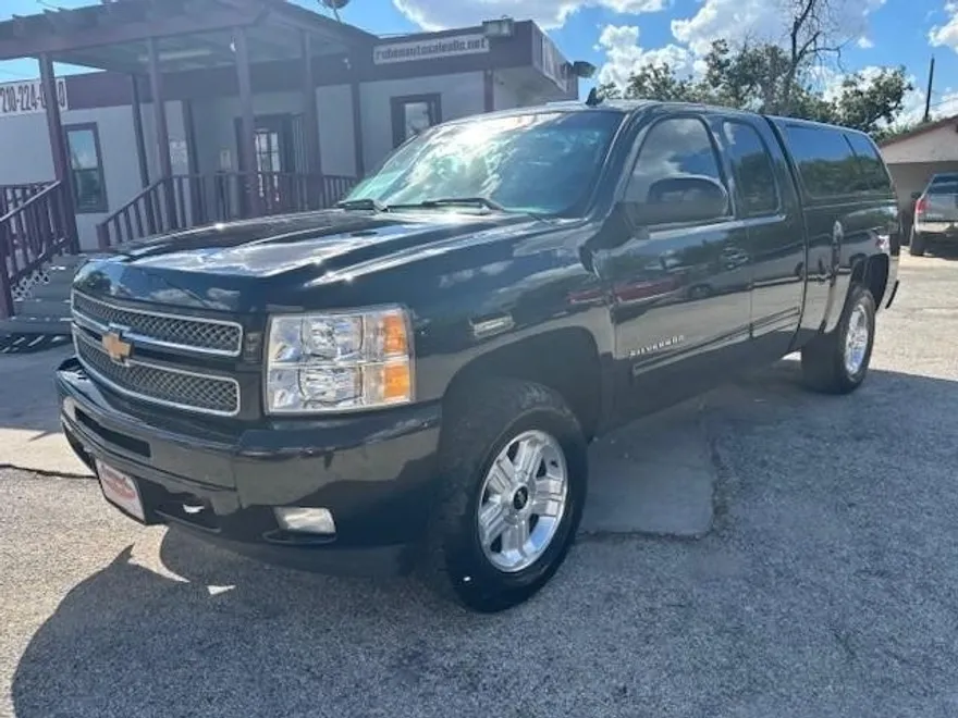 2013 Chevrolet Silverado 1500 LT photo 1