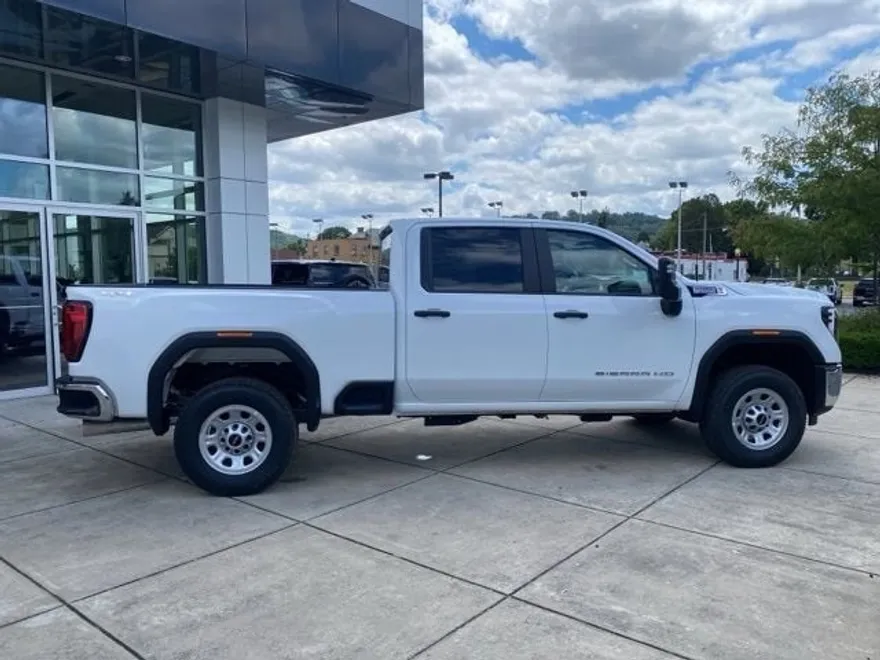 2025 Gmc Sierra 2500 HD Pro photo 1
